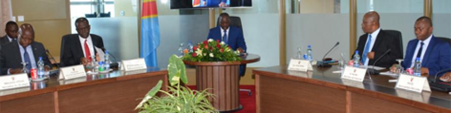 Le Soft international | ÊTRE LE SEUL MÉDIA RÉPERTORIÉ PAR LE PLUS GRAND JOURNAL DU MONDE DONNE AU «SOFT» UNE OBLIGATION DE QUALITÉ